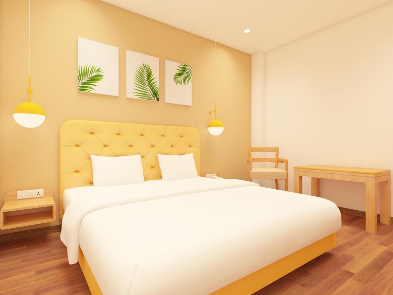 Room from 9 AM to 9 PM Strictly 6 hours Only Same